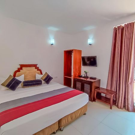 Hotel Elephant Park - New Deal! Half Off Airport Pickups Available Pinnawala  Eksteriør bilde