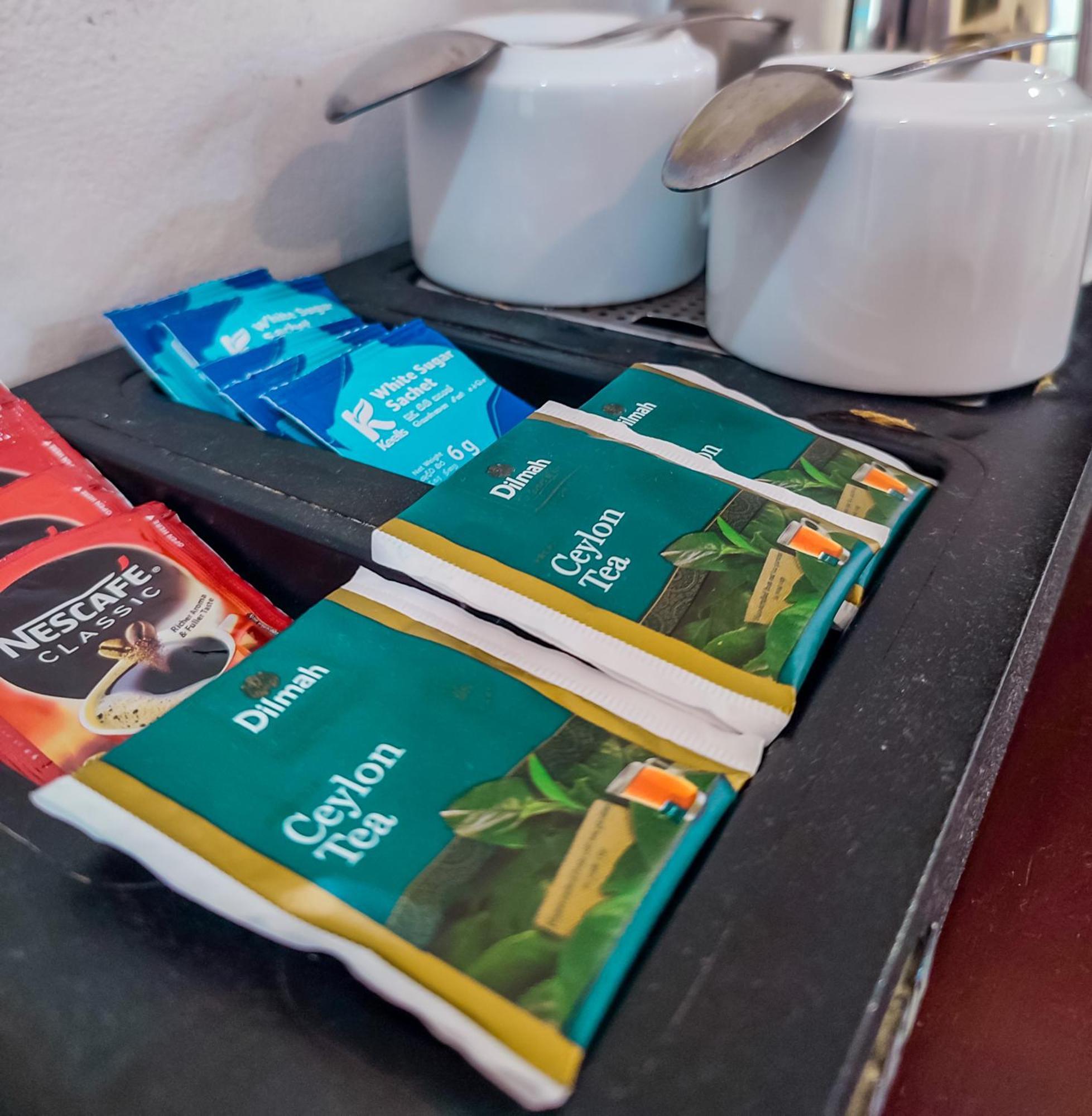Hotel Elephant Park - New Deal! Half Off Airport Pickups Available Pinnawala  Eksteriør bilde