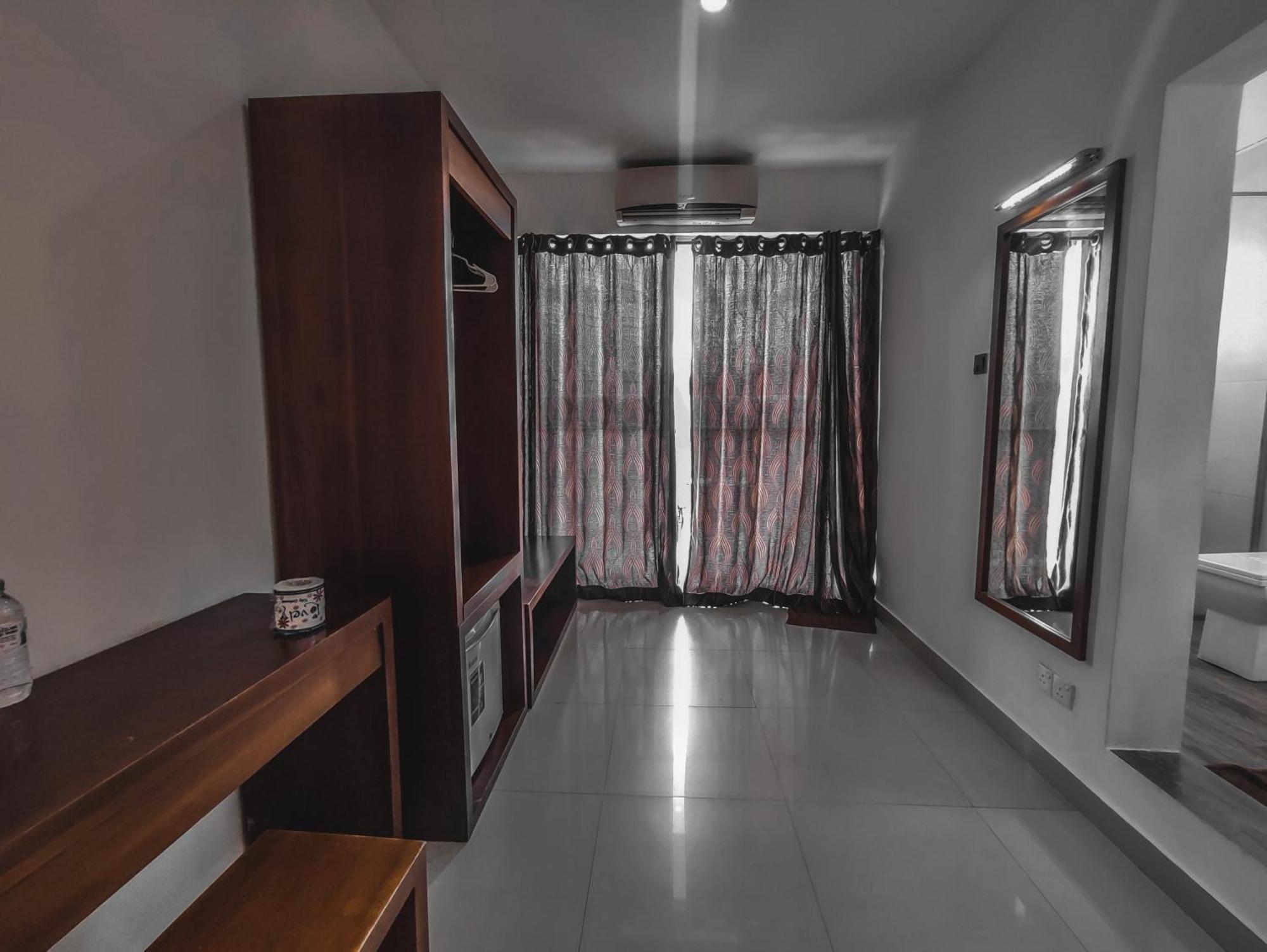 Hotel Elephant Park - New Deal! Half Off Airport Pickups Available Pinnawala  Eksteriør bilde