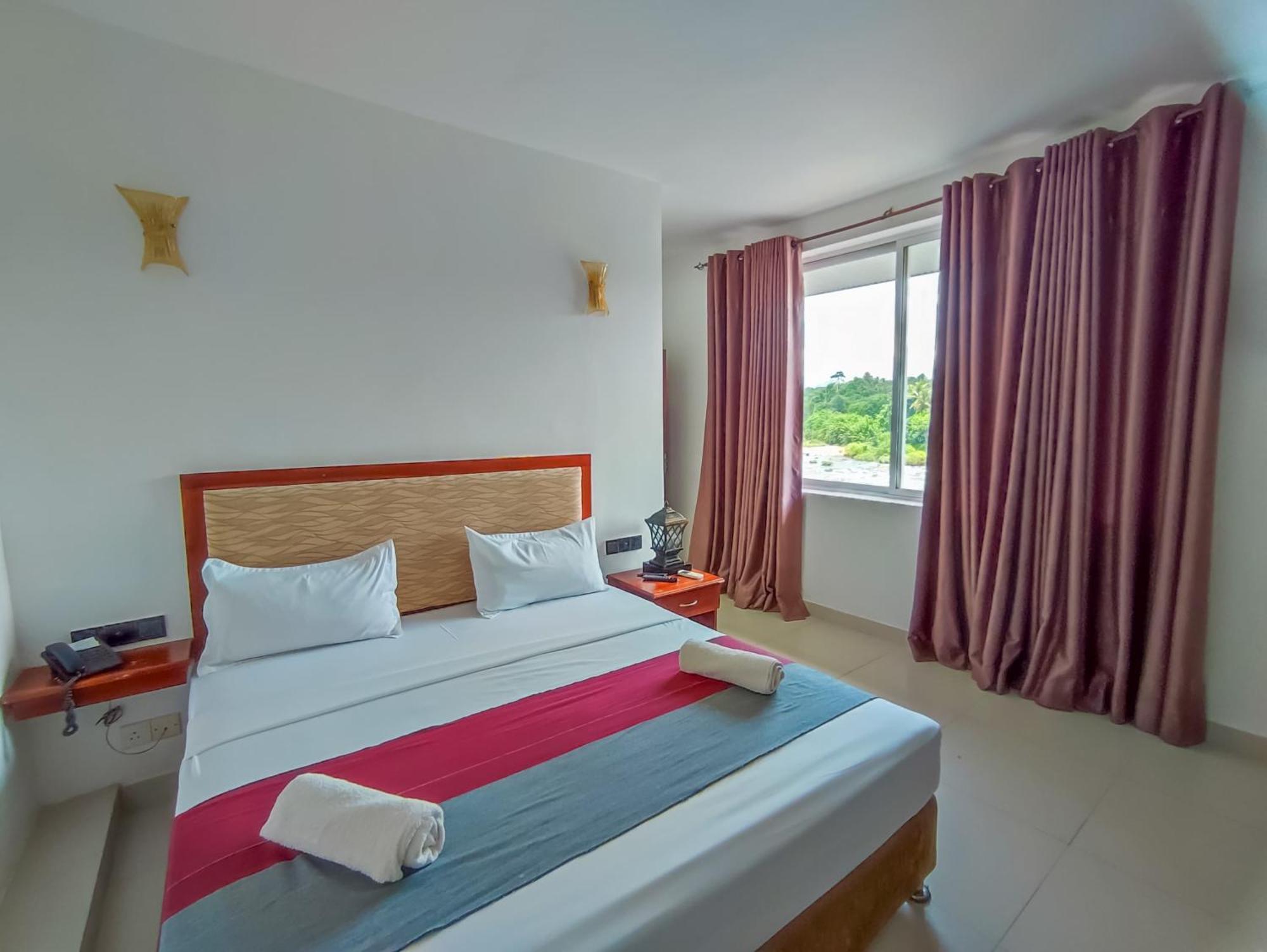 Hotel Elephant Park - New Deal! Half Off Airport Pickups Available Pinnawala  Eksteriør bilde