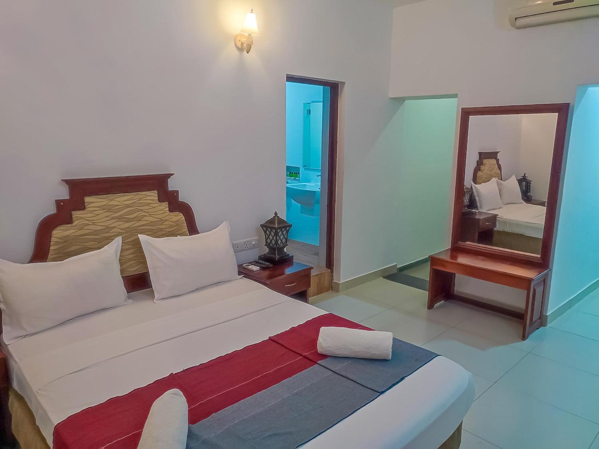 Hotel Elephant Park - New Deal! Half Off Airport Pickups Available Pinnawala  Eksteriør bilde